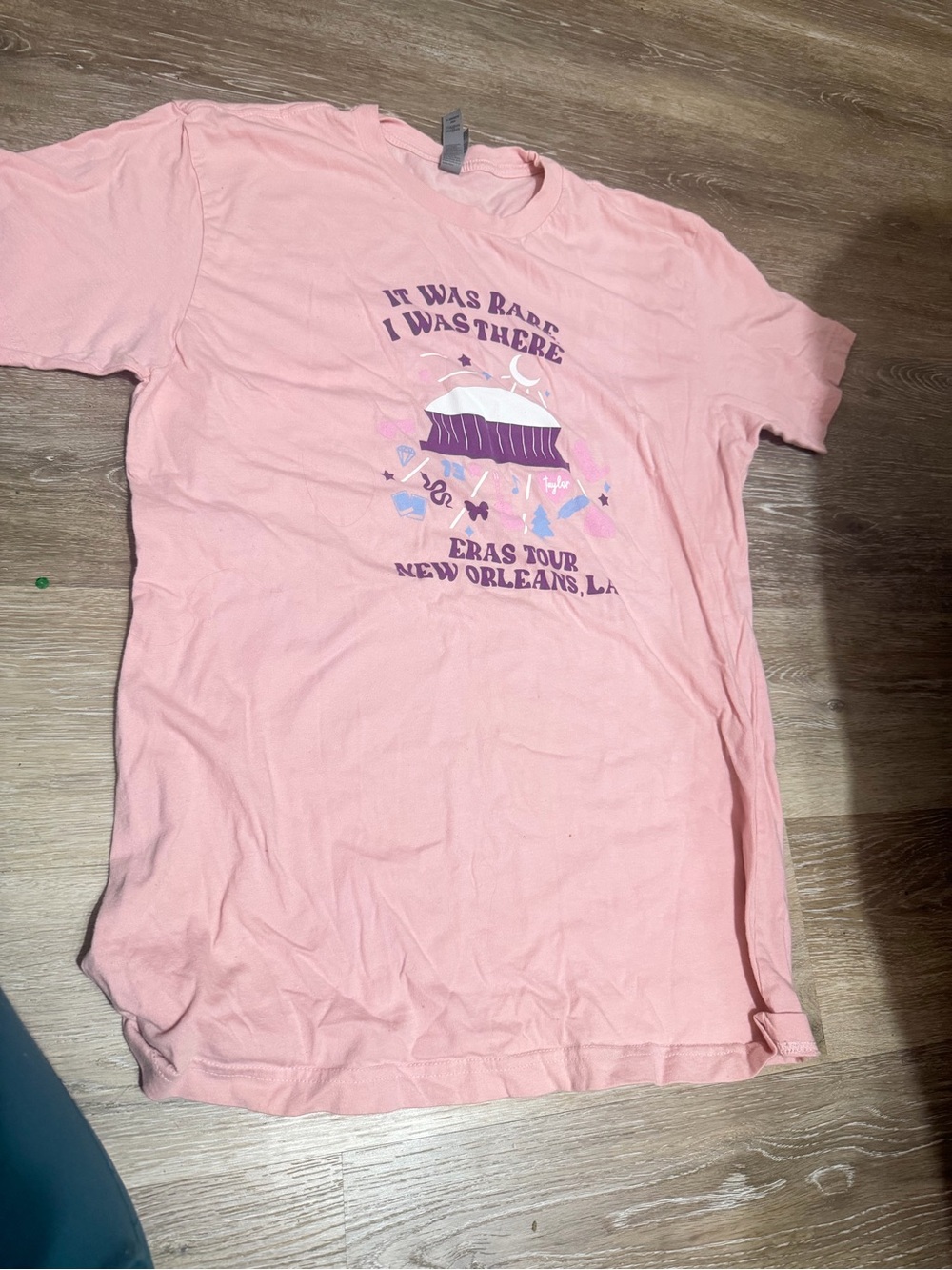 Pink 'Eras Tour New Orleans, LA' Graphic T-Shirt Fleurty Girl Adult M limited